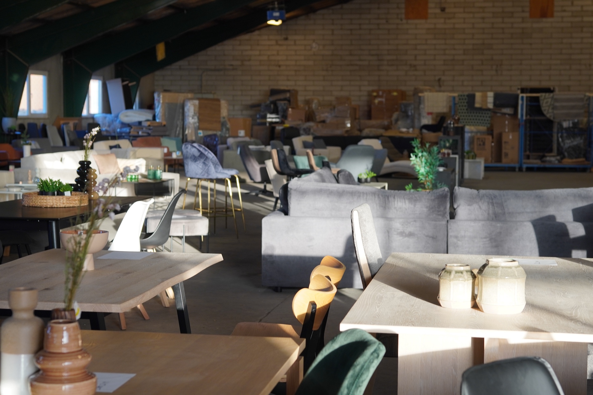 Møbel outlet tæt på Silkeborg beliggende i Them